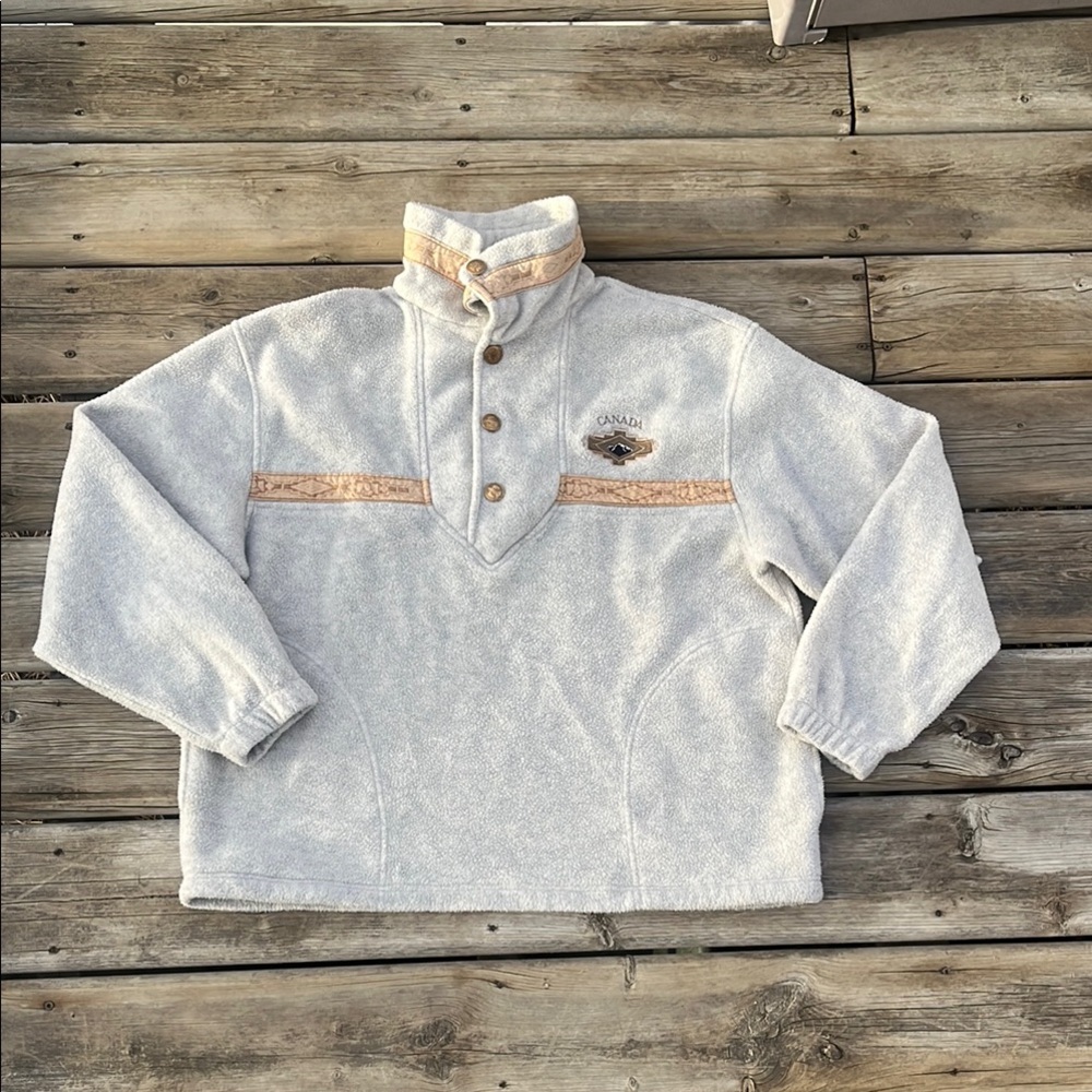 Vintage City Scape Canada 🇨🇦 Fleece Pullover